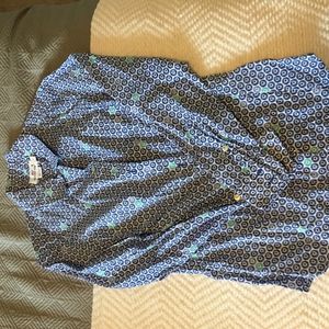 Vineyard Vines button down